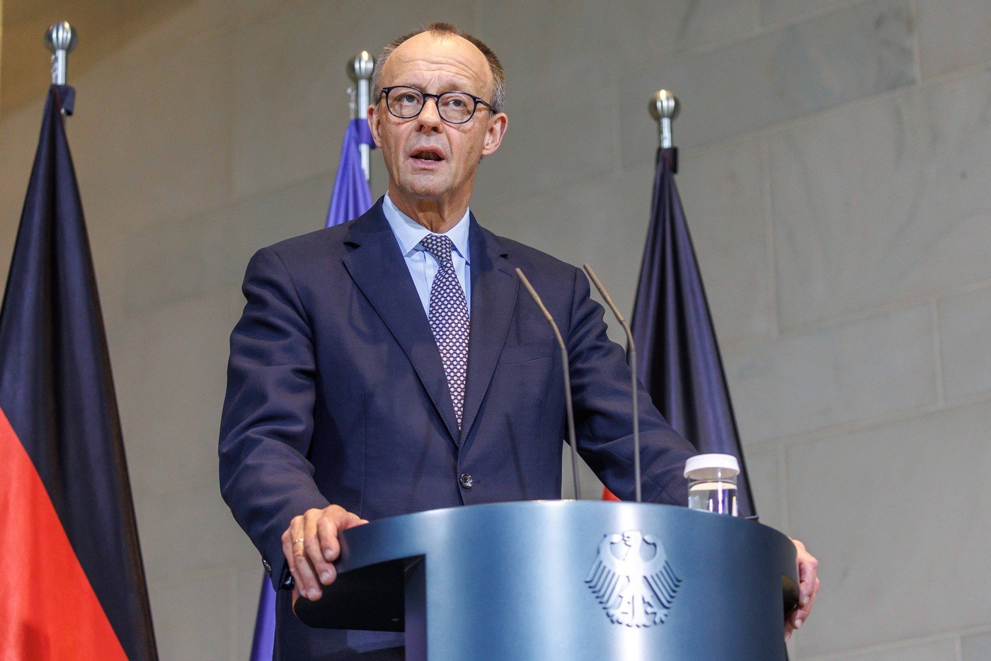 Friedrich Merz, cancelar Germaniei, a criticat dur liderul venezuelean Nicolas Maduro, calificându-l drept un lider care a dus ţara sa în pragul sărăciei