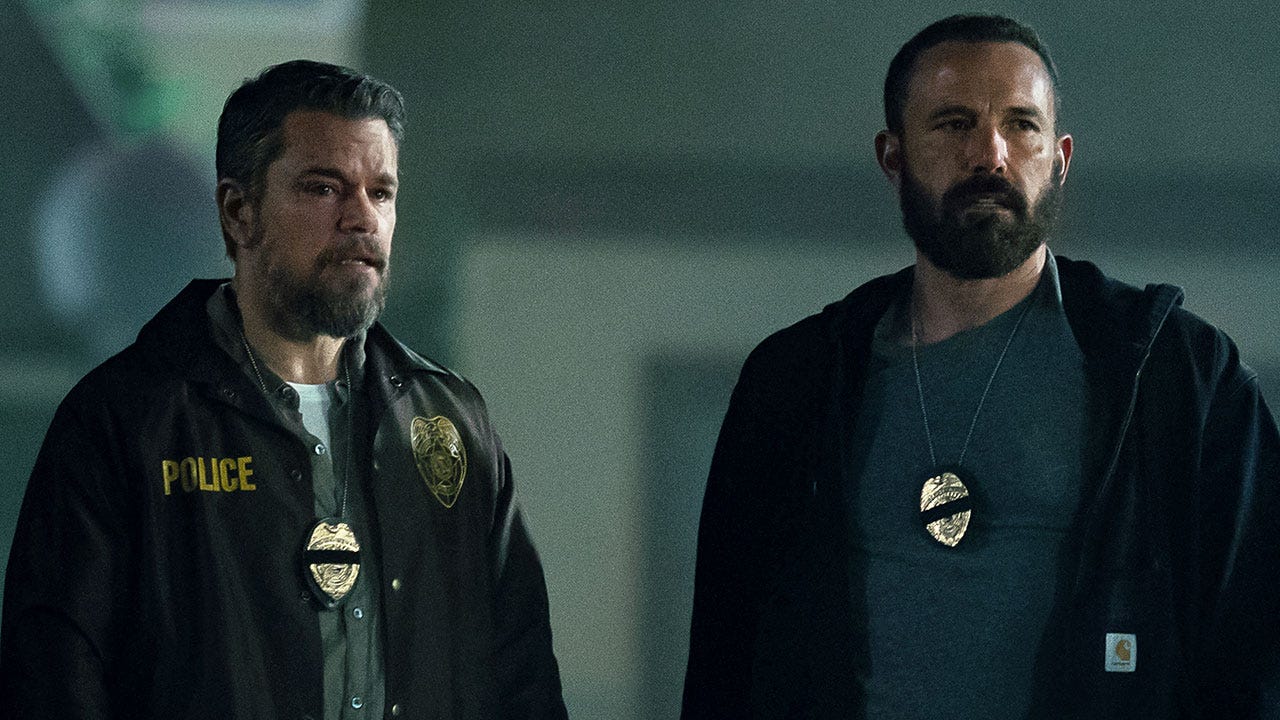 Netflix lansează „The Rip”: un thriller captivant, dar imperfect „The Rip”, cel mai recent film disponibil pe Netflix, își face debutul pe 16 ianuarie și promite o explorare tensionată între corupția din forțele de ordine și cartelurile de droguri