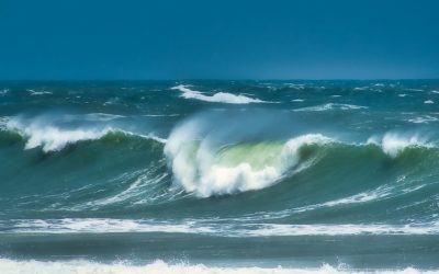 valuri-furtuna-uragan-ciclon-ocean.jpg - ReporterUrban