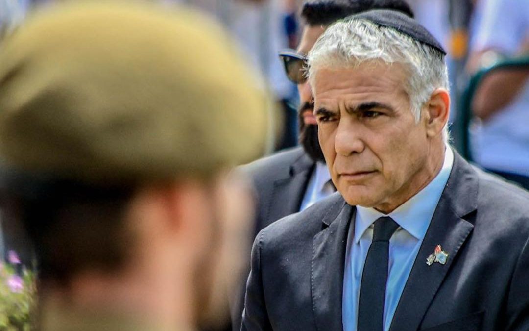 Yair Lapid, liderul opoziției israeliene, lansează un avertisment dur către regimul iranian, în contextul recentelor evenimente din America Latină, unde Statele Unite au atacat Venezuela și au capturat președintele Nicolas Maduro
