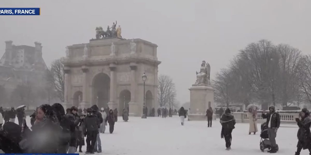 zapada-paris-iarna-Franta-scaled.jpg - ReporterUrban