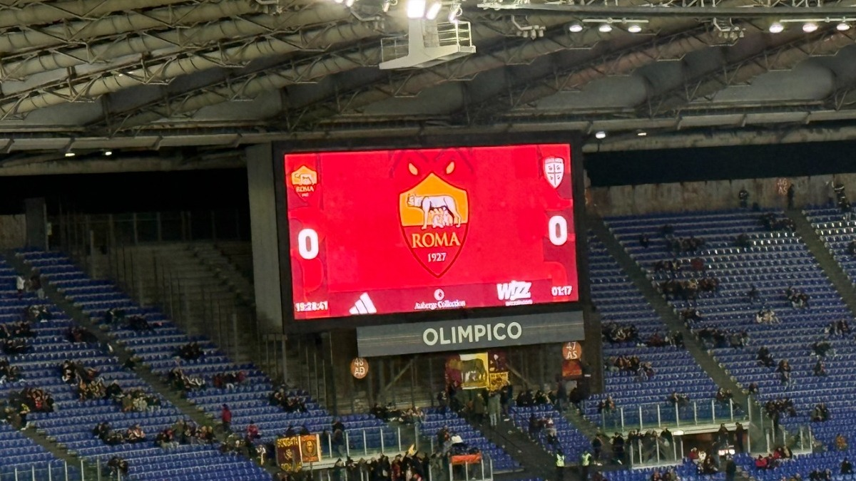 Roma pornește în căutarea victoriei împotriva Cagliari În finalul rundei cu numărul 24 din Serie A, AS Roma va încerca să își corecteze parcursul slab din ultima vreme, înfruntând echipa Cagliari