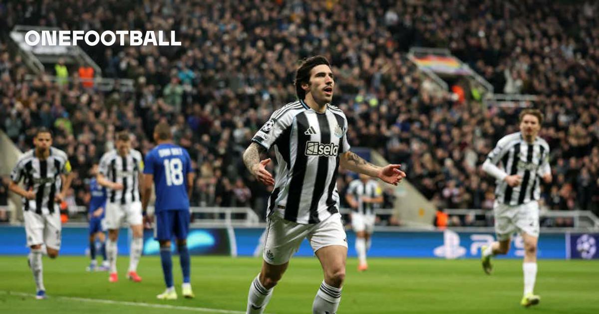 Sandro Tonali a fost protagonistul serii de ieri, contribuind decisiv la victoria lui Newcastle în fața echipei Qarabag, încheind astfel dubla manșă a play-off-ului din Liga Campionilor cu un rezultat impresionant de 9-3 la general