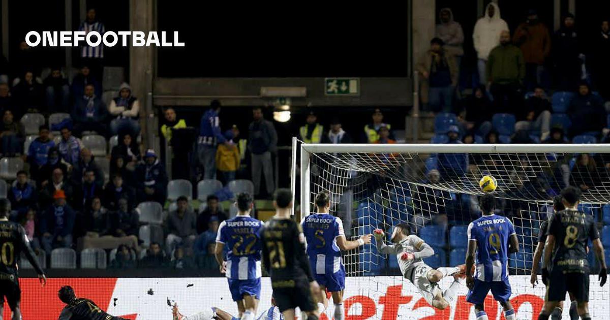 FC Porto, învinsă surprinzător de Casa Pia: Prima înfrângere a sezonului FC Porto a suferit prima înfrângere din sezonul 2025/26, fiind învinsă cu 2-1 de Casa Pia în meciul din cadrul etapei a 20-a a Campionatului Portughez