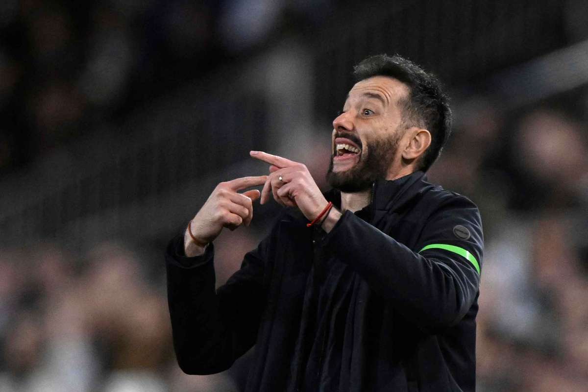 Valencia pierde din nou și se află pe marginea prăpastiei Valencia CF a suferit o înfrângere dure, 0-2 în fața echipei Real Madrid, pe teren propriu la Mestalla, rezultatul lăsând echipa pregătită de Carlos Corberán pe locul 17 în LaLiga