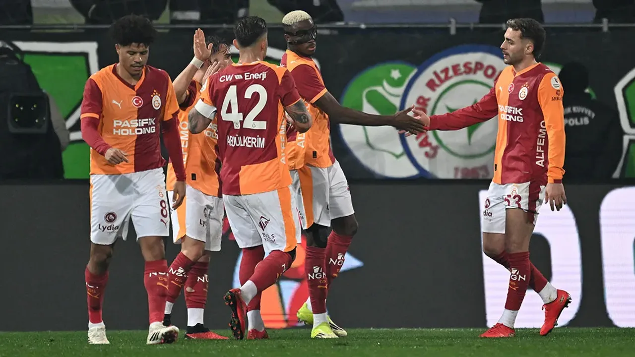 Okan Buruk șochează cu surprize în cazul Osimhen și Icardi