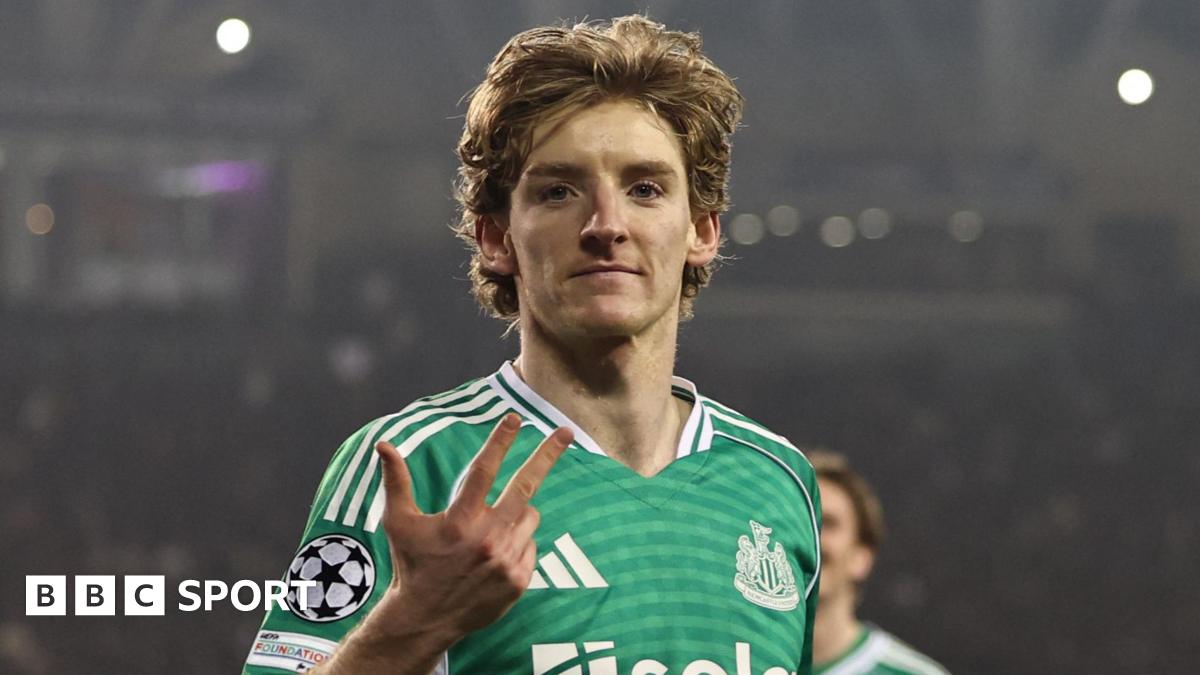 Newcastle United face spectacol în Azerbaidjan Anthony Gordon a reușit un hat-trick aproape incredibil, marcând patru goluri în victoria convingătoare a echipei Newcastle United împotriva formației Qarabag, în prima manșă a play-off-ului din Liga Campionilor