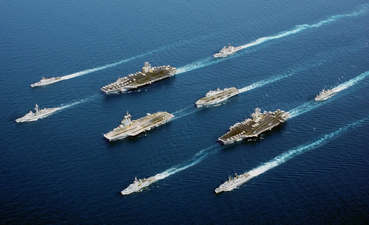 Manevre militare comune în Marea Chinei de Sud escaladează tensiunile regionale În prima jumătate a acestei săptămâni, în largul zonei disputate a Mării Chinei de Sud, Filipinele, Australia și Statele Unite au organizat exerciții navale și aeriene coordonate, într-un exemplu clar de cooperare strategică pentru contracararea activităților militare ale Beijingului