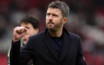 Michael Carrick: Manchester United won't be forced into making managerial appointment now by wins, says Gary Neville | Football News