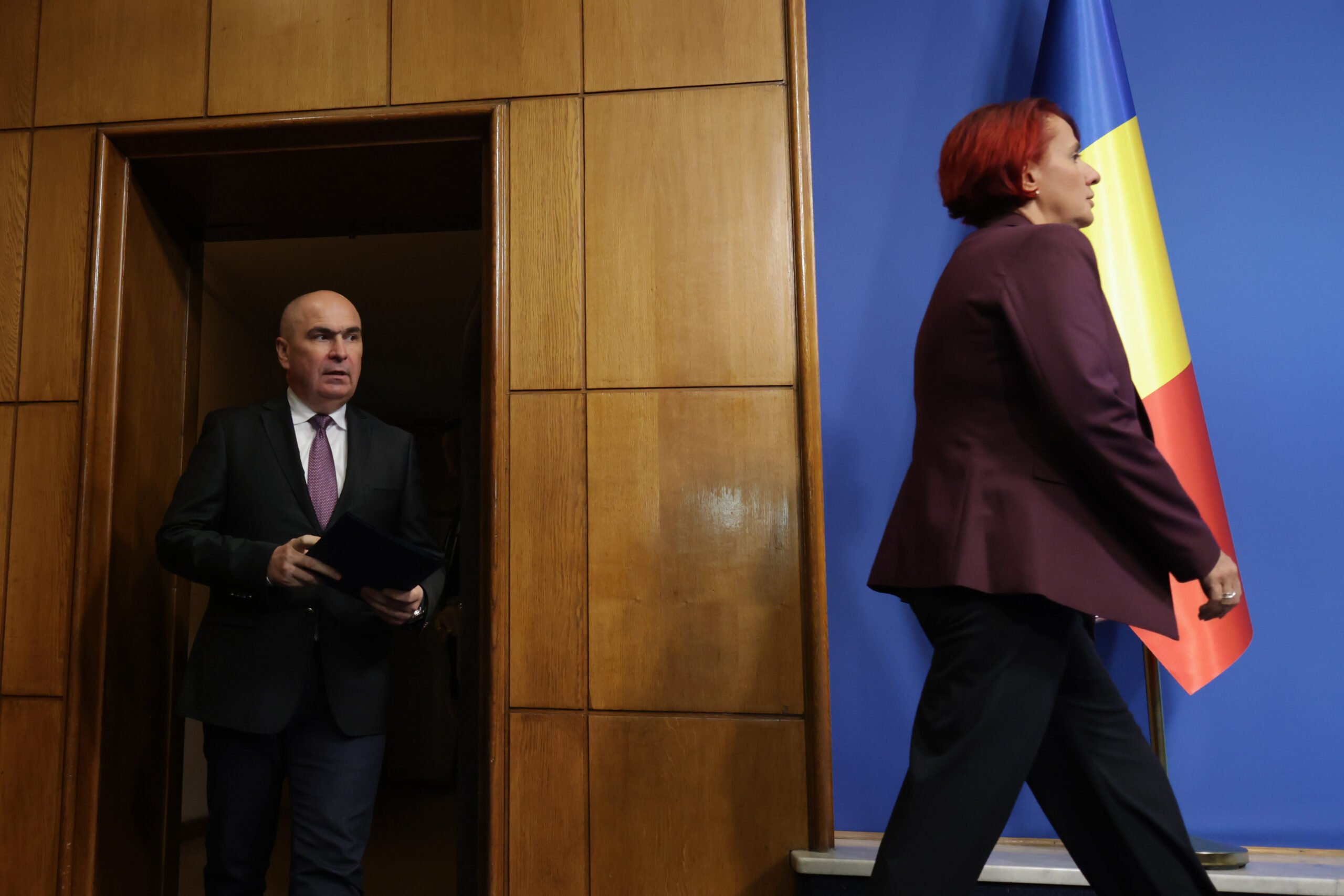 Premierul Ilie Bolojan a făcut primele declarații despre situația banilor destinați proiectelor europene, într-un interviu acordat în direct la Digi24, iar concluziile ar putea liniști sau, dimpotrivă, să ridice noi semne de întrebare pentru opinia publică