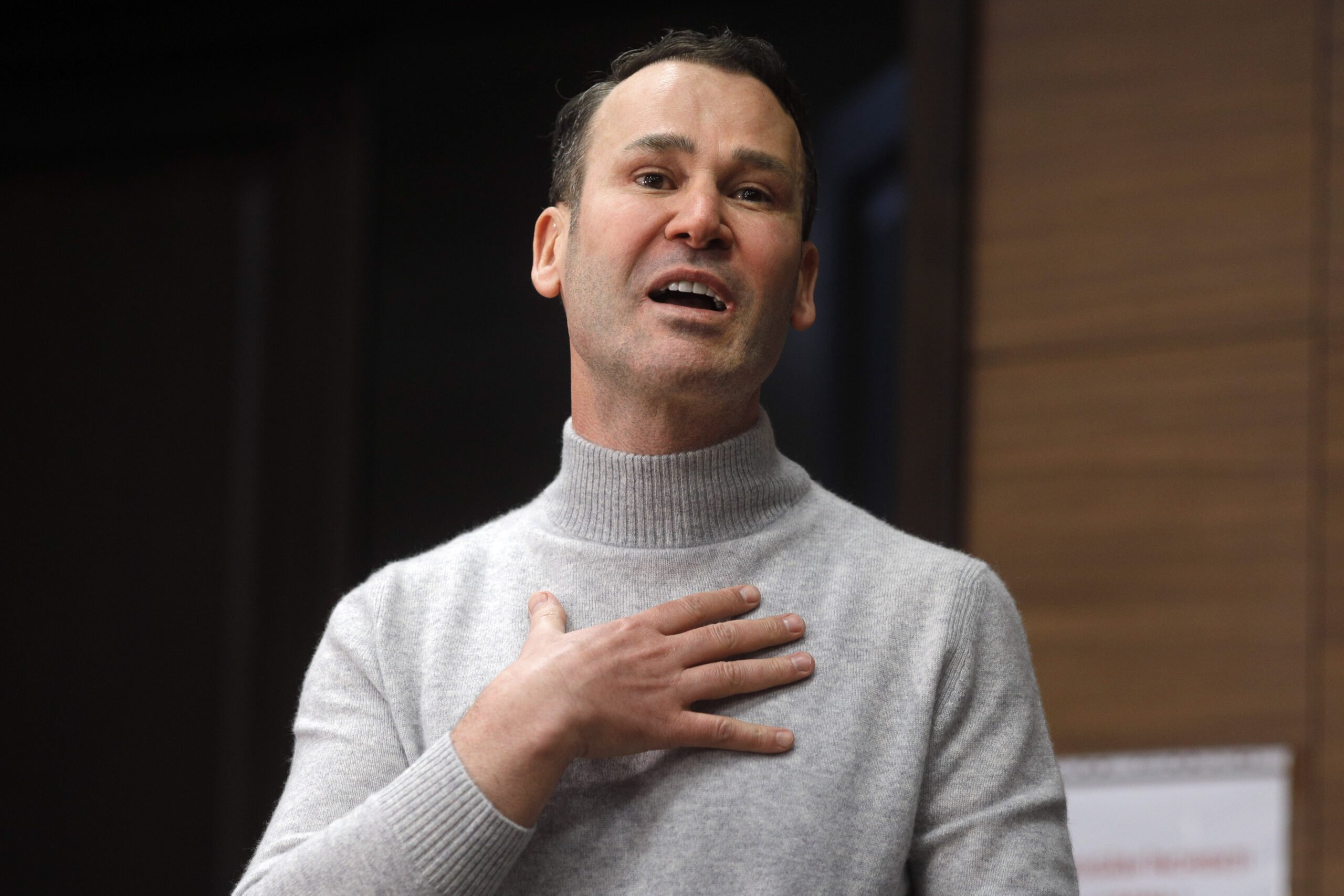 Robert Negoiță, interdicție în primărie pentru a doua oară. Motivul sigilării biroului în 2020