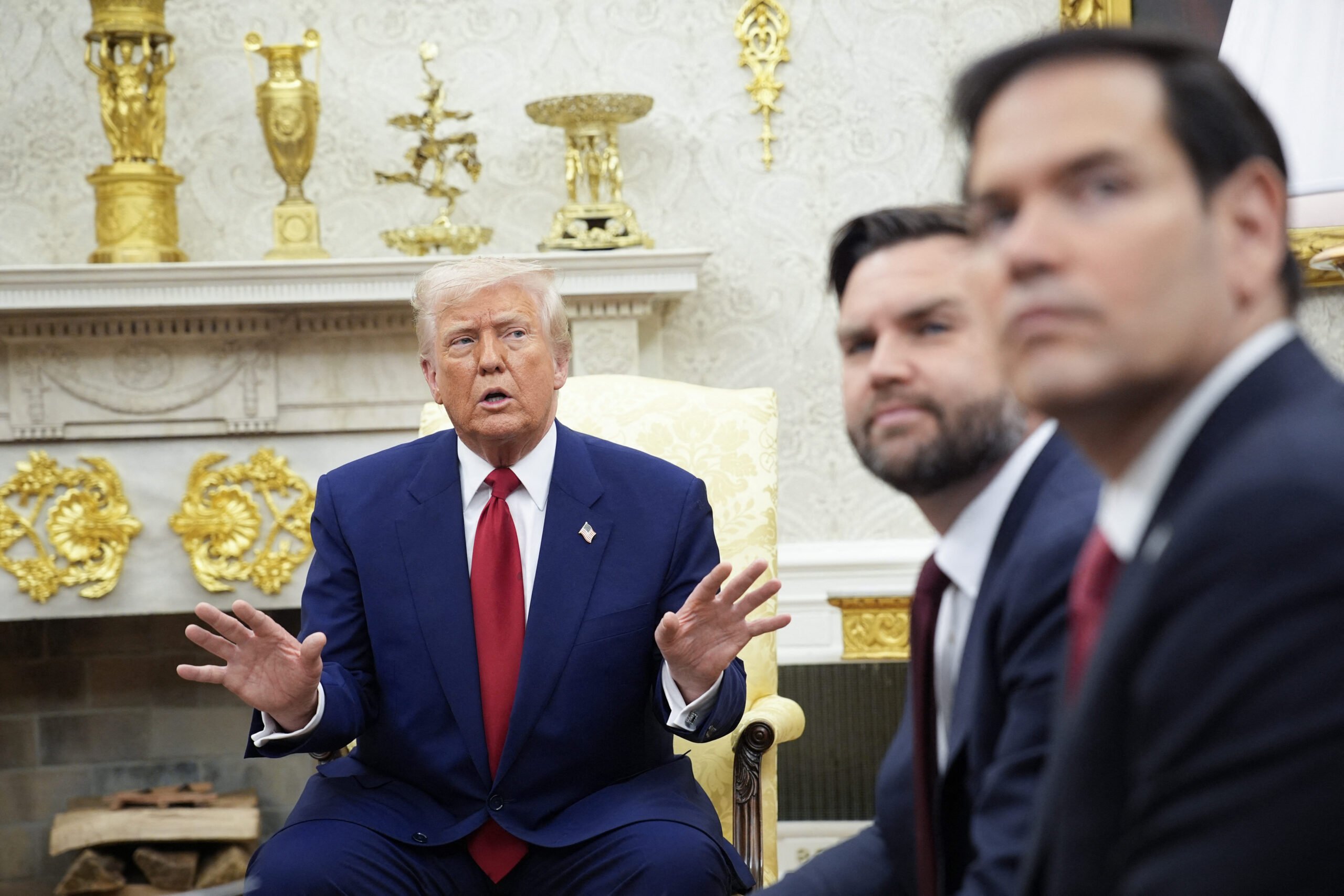Administrația Trump manifestă o nouă abordare diplomatică în Europa, dar cu mesaje ferme despre viitorul politic În timpul celei de-a 59-a ediții a Conferinței de securitate de la München, oficialii Administrației Trump au adoptat o atitudine surprinzător de caldă și prietenoasă față de liderii europeni, dar cu un mesaj limpede – Washingtonul își dorește ca aliații să se alinieze pe termen lung cu viziunea sa politică, altfel se vor confrunta cu consecințele
