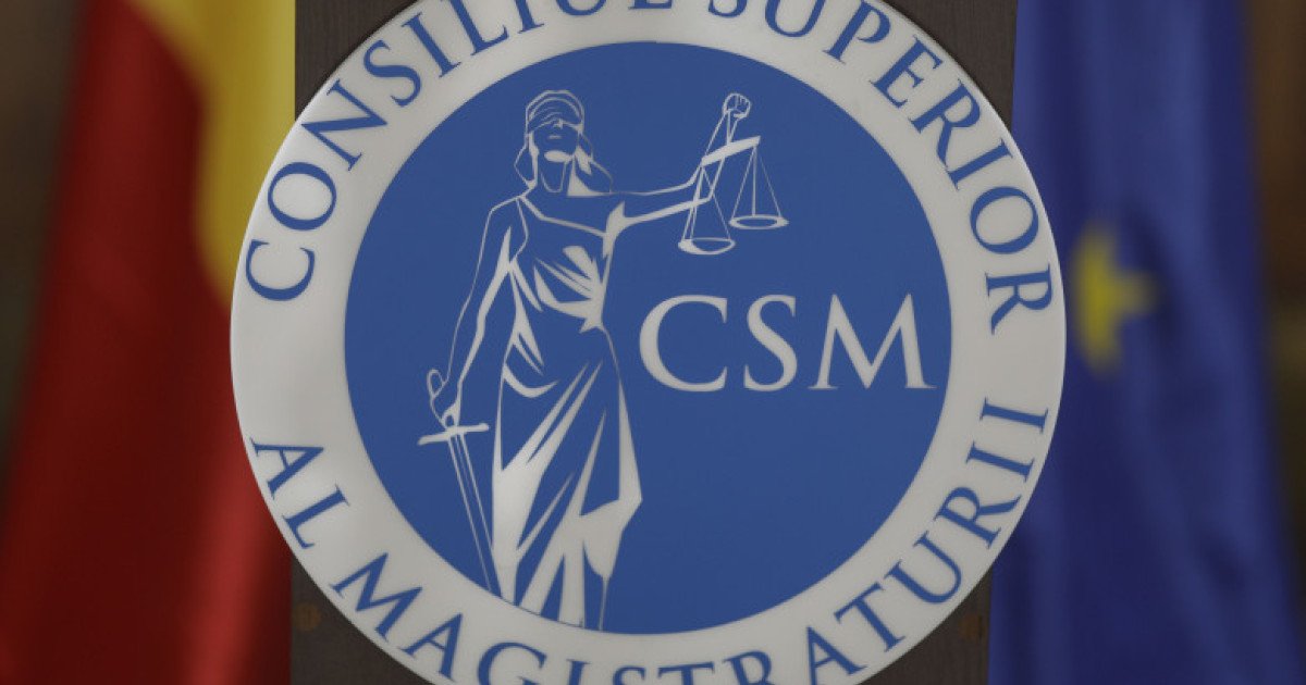 CSM avertizează: Noul cadru legislativ privind pensiile magistraților va destabiliza justiția Consiliul Superior al Magistraturii (CSM) a reacționat în urma deciziei Curții Constituționale, care a declarat constituționale modificările aduse pensiilor speciale ale magistraților