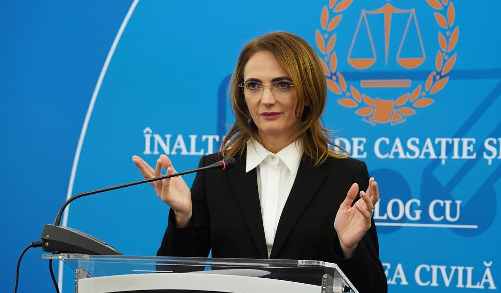 Lia-Savonea-sefa-Inaltei-Curti.jpeg - ReporterUrban