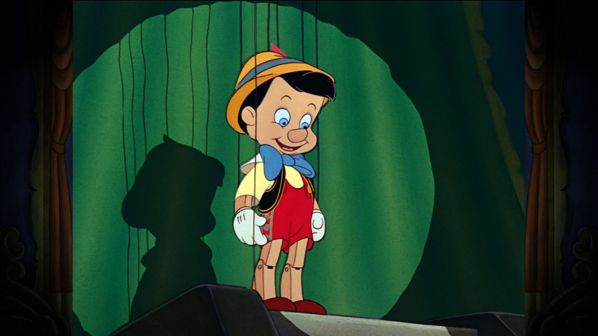 Spectacolul „Pinocchio” revine la Sala Palatului pentru o zi dedicată micilor spectatori Sâmbătă, pe 15 februarie, sălile de spectacol din București vor fi martorii unei revederi emoționante a unuia dintre cele mai îndrăgite povești pentru copii: „Pinocchio”