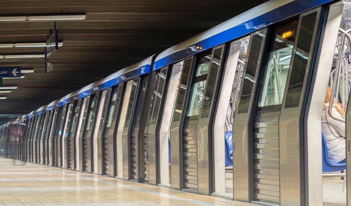Controverse privind extinderea magistralei M2 în Berceni: interese imobiliare sau necesitate reală? Decizia de a extinde magistrala M2 a metroului bucureștean către comuna Berceni stârnește controverse tot mai aprinse în rândul experților și autorităților locale