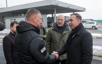 Ministrul-Bogdan-Ivan-la-granita-cu-Ucraina.jpg - ReporterUrban