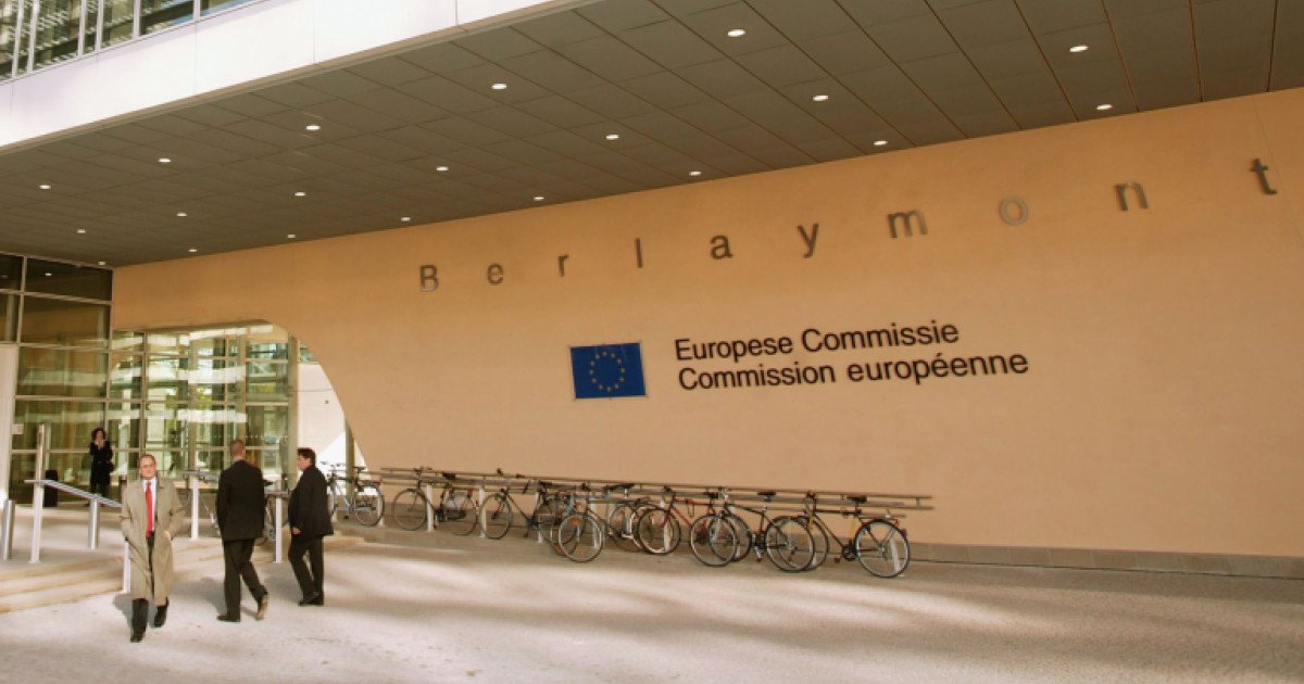 Comisia Europeană a luat act de decizia Curții Constituționale a României referitoare la pensiile speciale ale magistraților, un subiect extrem de controversat în ultimii ani