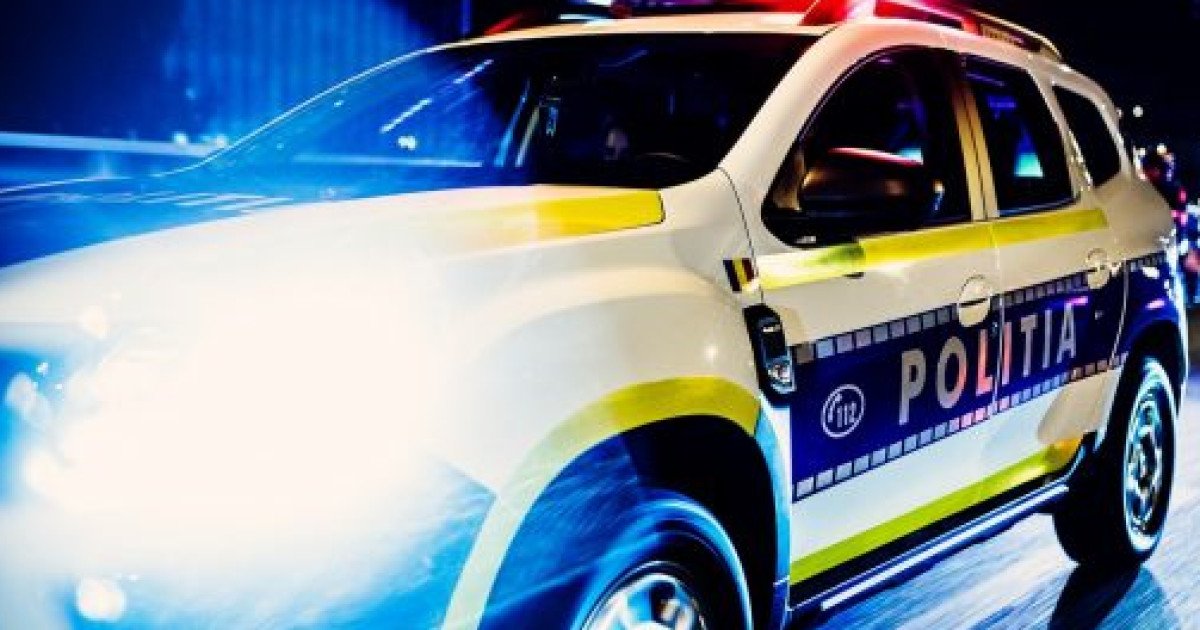 Tragedie în Sibiu: Doi frați au murit după ce au căzut într-un pârâu O tragedie cumplită a zguduit localitatea Chirpăr, județul Sibiu, luni după-amiază, când doi frați, o fetiță de 6 ani și un băiat de 9 ani, și-au pierdut viața după ce au căzut într-un pârâu