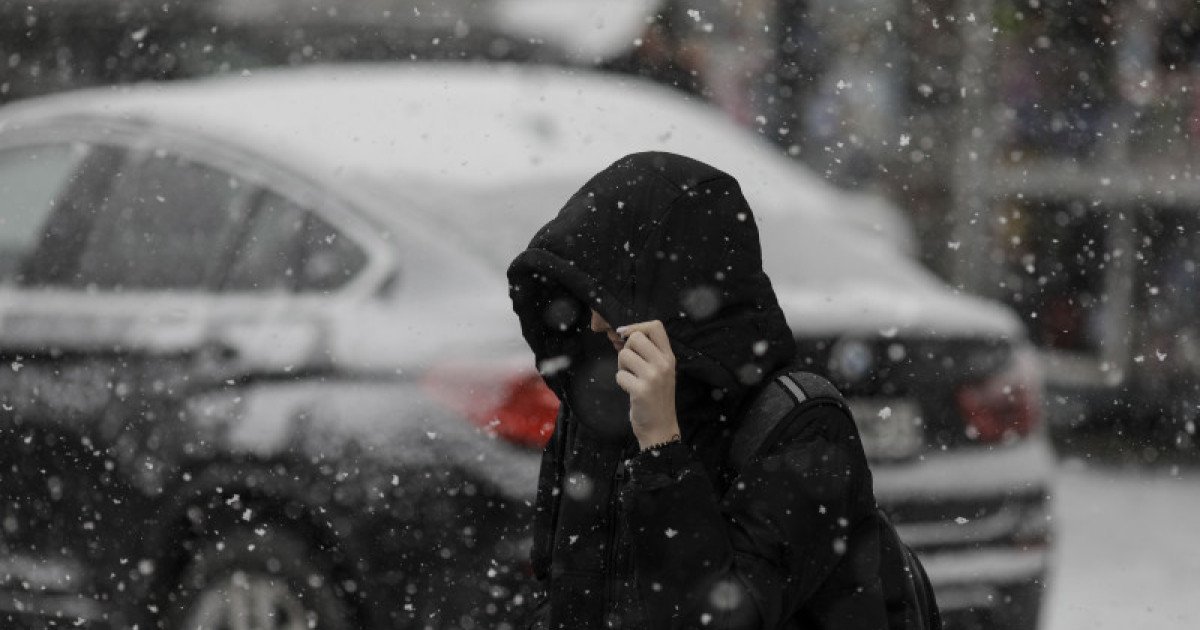 România se află sub impactul unui episod de iarnă severă, cu ninsori abundente, vânt puternic și temperaturi scăzute ce pot atinge -15°C