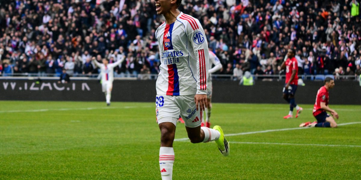 OL : Noah Nartey préféré à Khalis Merah