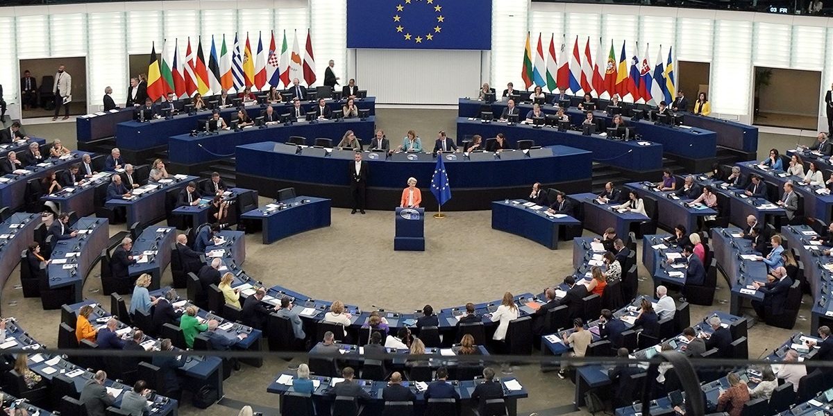 Parlamentul-European.jpg - ReporterUrban