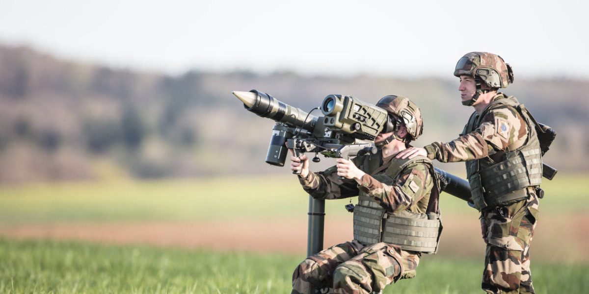 Rachete-sisteme-MANPAD-MISTRAL-e1764171640717.jpg - ReporterUrban