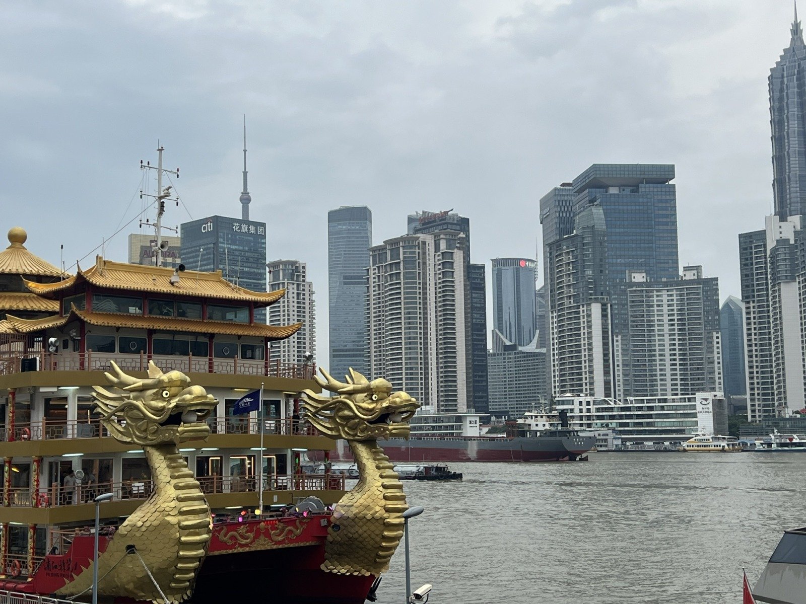 China relaxează restricțiile de viză pentru cetățenii canadieni și britanici în contextul relansării relațiilor diplomatice De la data de 17 februarie, cetățenii canadiani și britanici vor putea intra în China fără a fi nevoiți să obțină viză, o măsură anunțată oficial de autoritățile de la Beijing duminică, în contextul unor evoluții recente în relațiile diplomatice și economice dintre aceste țări