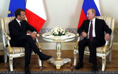 Vladimir_Putin_and_Emmanuel_Macron_2018-05-24_06-e1644251251539.jpg - ReporterUrban