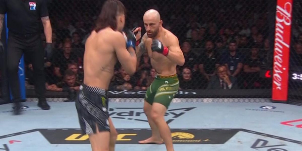 Alexander Volkanovski vs Diego Lopes live updates, main event start time, how to stream, full fight card results