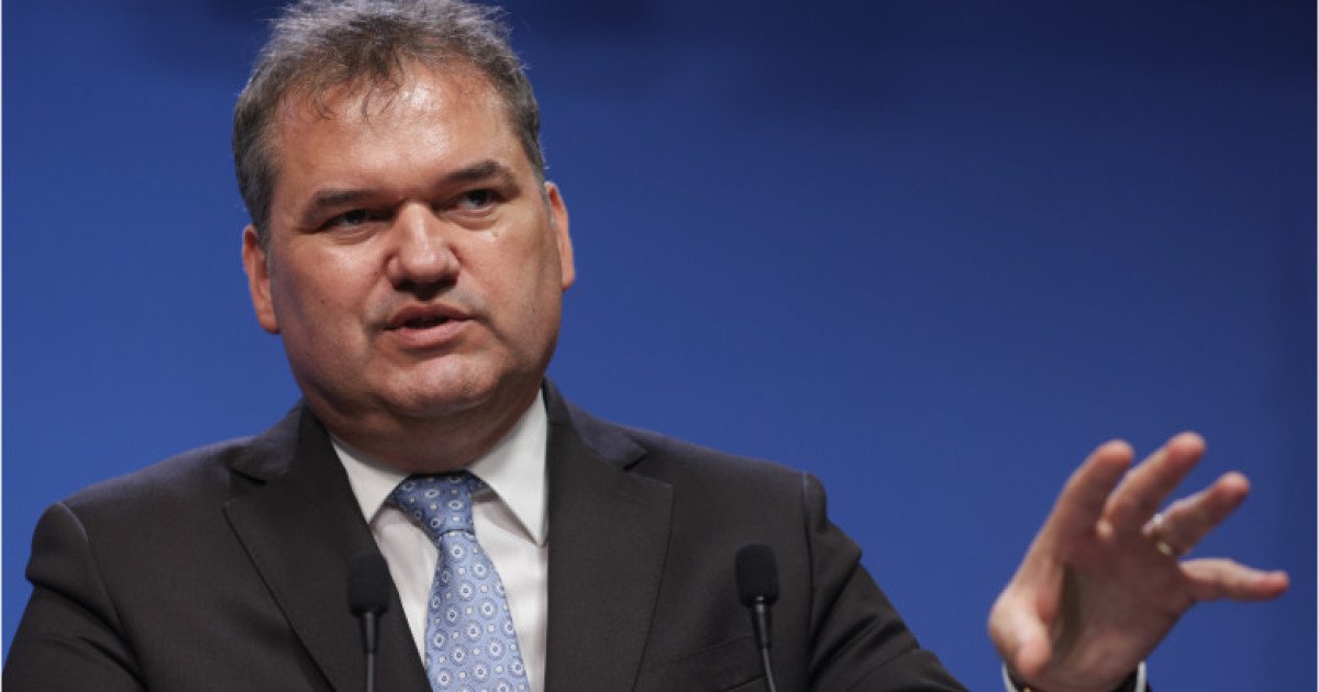 Guvernul României a adoptat marți un pachet administrativ ambițios, care va duce la desființarea a 6.409 posturi în administrația locală și centrală