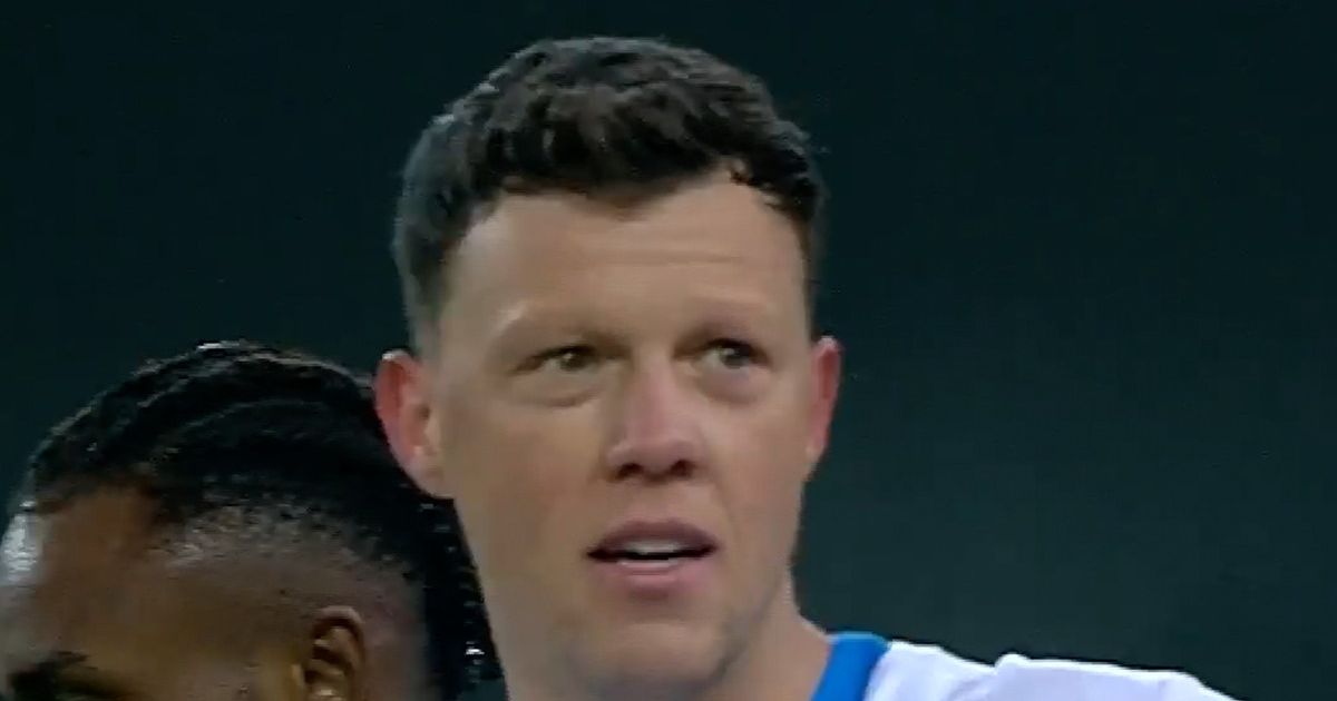 U Craiova învinge FCSB, dar nu fără emoții în Cupa României U Craiova a reușit o victorie importantă în fața rivalilor de la FCSB, în primul meci din sferturile de finală ale Cupei României