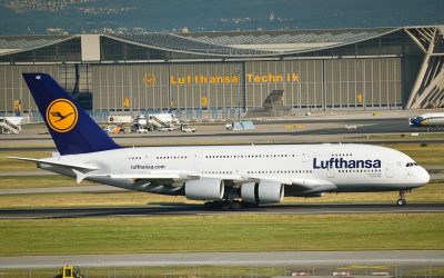 avion-Lufthansa-pe-aeroportul-din-Frankfurt.jpg - ReporterUrban
