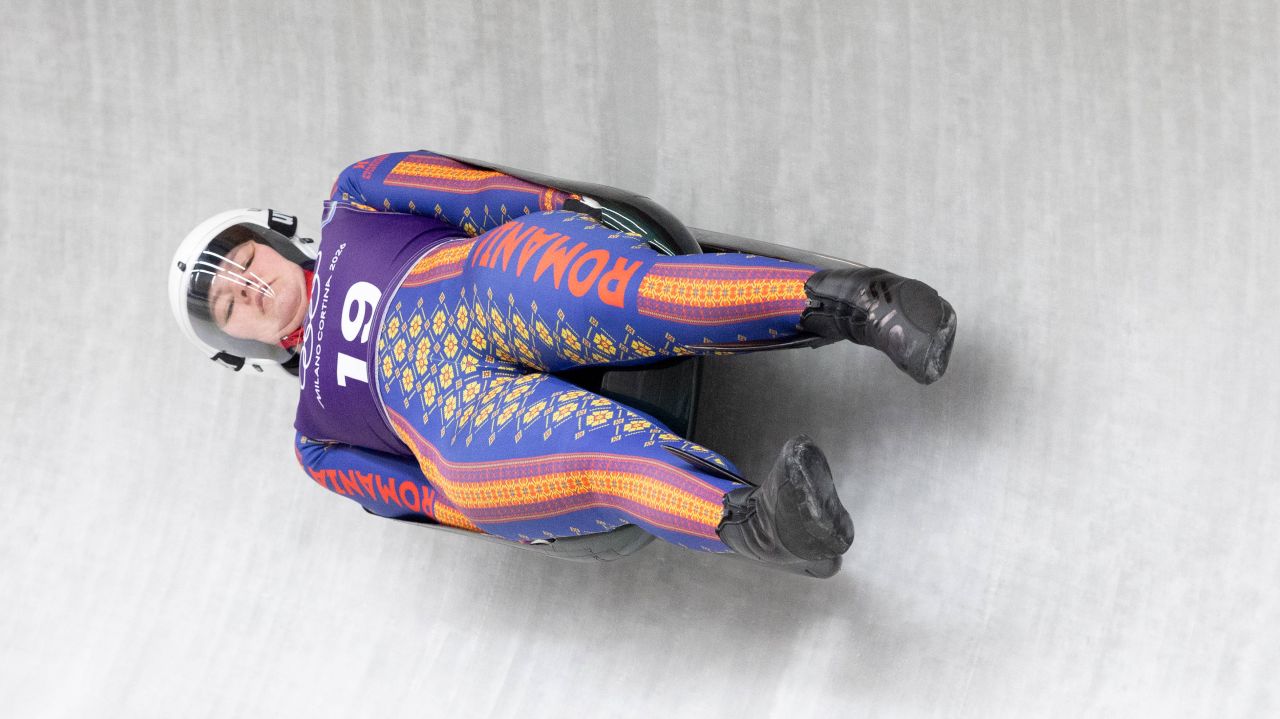 Olimpiada de Iarnă la Milano-Cortina: Emoții și provocări în competițiile de sanie La Milano-Cortina, competiția olimpică de iarnă aduce împreună cei mai buni sportivi din lume, gata să-și testeze abilitățile pe cele mai exigente trasee montane