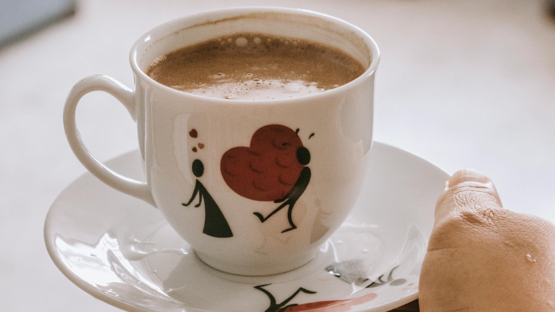 O cafenea din București, recunoscută pe plan local pentru calitatea excepțională a cafelei de specialitate pe care o oferă, a primit o distincție ce plasează capitala României pe harta internațională a iubitorilor de cafea
