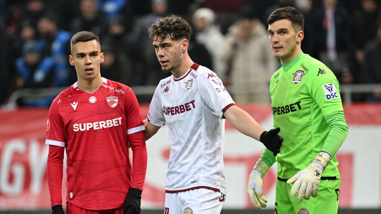 Duelul tradiției: Rapid și Dinamo se confruntă din nou Sâmbătă seara, de la ora 20:30, Arena Națională va fi gazda unui meci care promite spectacol și intensitate: derby-ul între Rapid și Dinamo