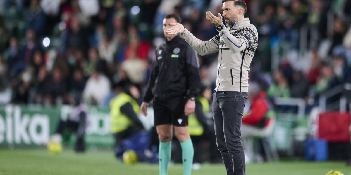 eder-sarabia-da-indicaciones-en-el-elche-osasuna-16-9-aspect-ratio-default-0_da39.jpg - ReporterUrban