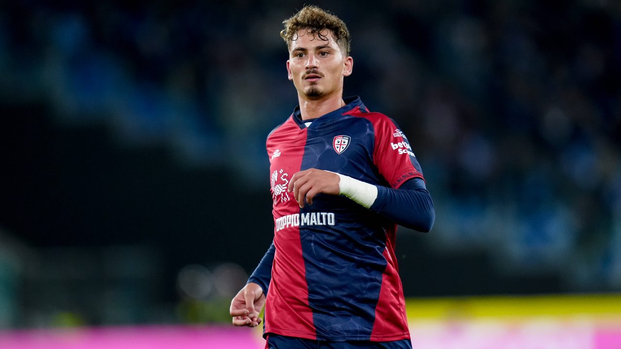 Cagliari și Lecce se confruntă la ore de vârf în Serie A Cagliari primește astăzi, 16 februarie, de la ora 20:45, vizita celor de la Lecce, în cadrul posticpii etapei a 25-a din Serie A