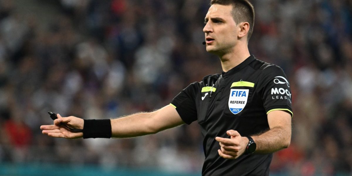 fcsb-dinamo-bucuresti-play-off-superliga-superbet-5052025.jpg - ReporterUrban