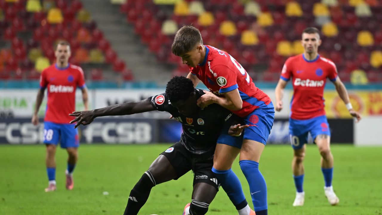 FCSB, în căutarea întăririlor strategice pe final de mercato FCSB, una dintre cele mai titrate echipe din fotbalul românesc, își îndreaptă atenția asupra întăririi lotului în ultimele zile ale perioadei de transferuri