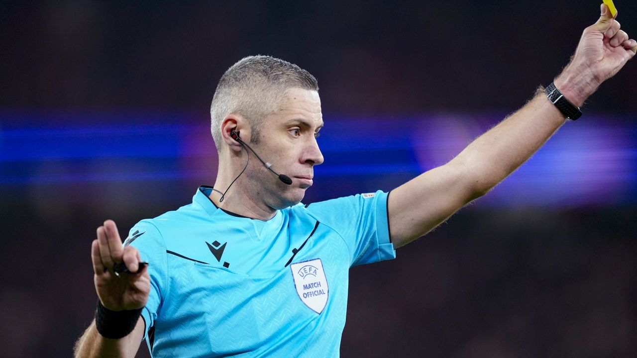 Radu Petrescu, criticat dur după meciul dintre Petrolul și FC Argeș Controversă și nemulțumire în fotbalul românesc, după duelul în care Petrolul Ploiești a învins FC Argeș cu 2-1