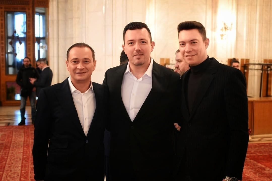 Alexandru Hazem Kansou, numit recent președinte interimar al organizației PSD Sector 4, marchează încă o etapă în traseul său politic tumultuos, caracterizat de schimbări frecvente de partid și acumulare de funcții publice