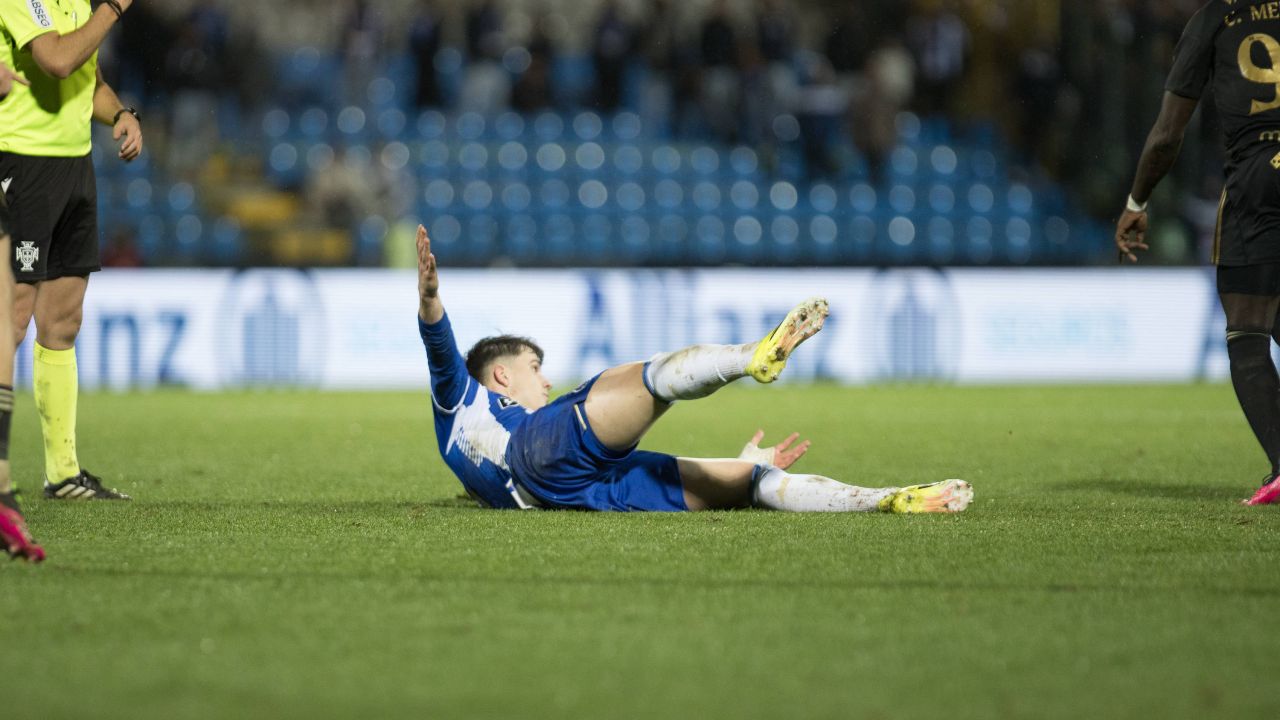 FC Porto suferă prima înfrângere din 2025: Casa Pia reușește surpriza FC Porto a suferit o înfrângere surprinzătoare luni seara, pe terenul celor de la Casa Pia, înregistrând astfel prima sa pierdere în campionat din 26 aprilie 2025