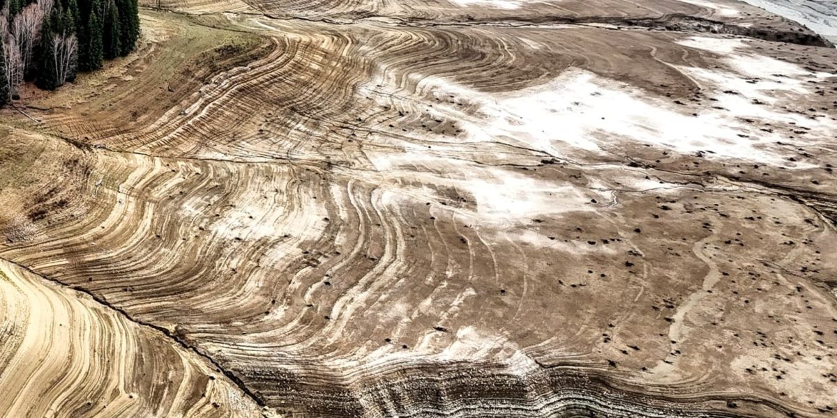 lacul-vidraru.jpg - ReporterUrban