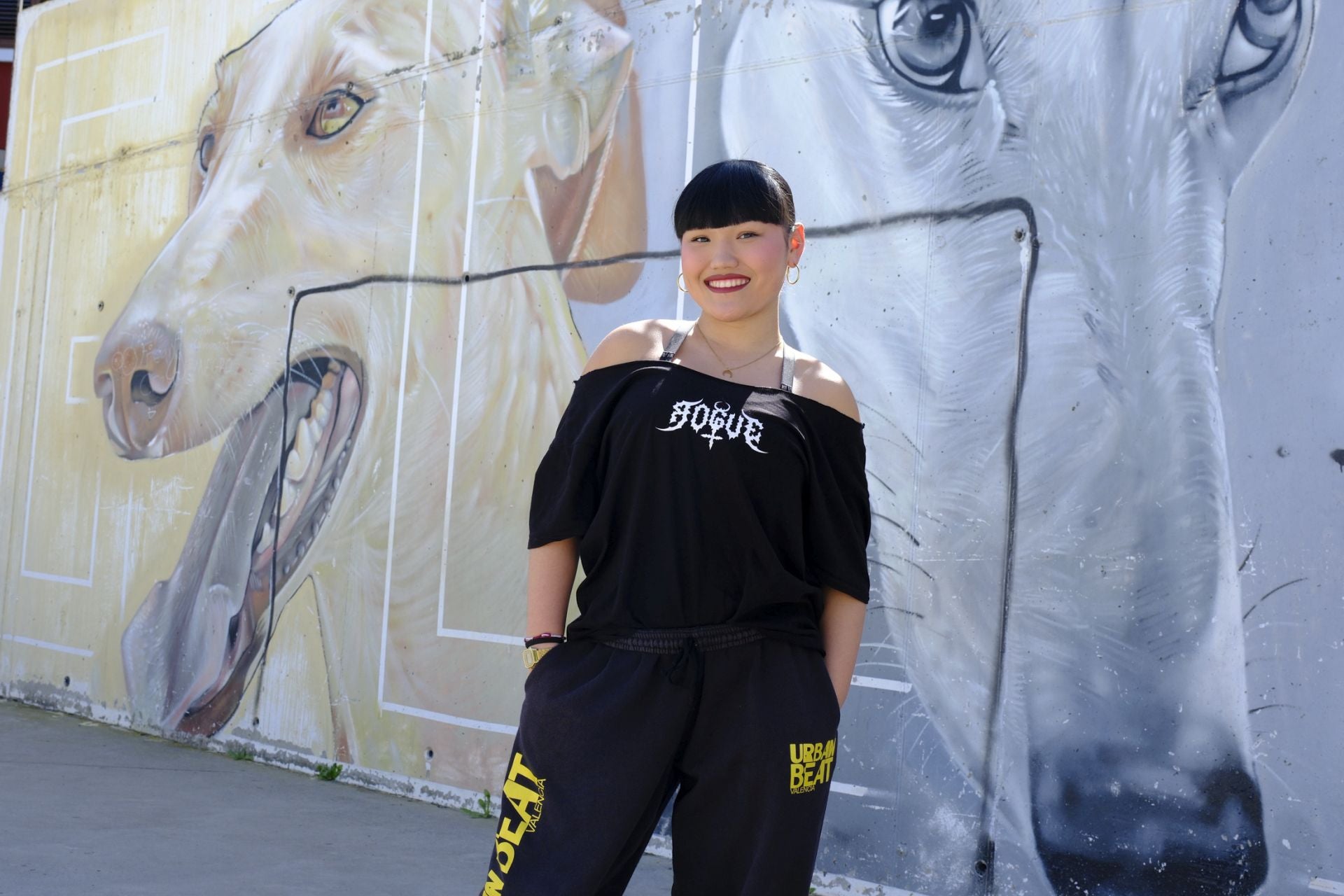 „Revitalizarea artei prin machiajul corporal: un război cu tehnologia”