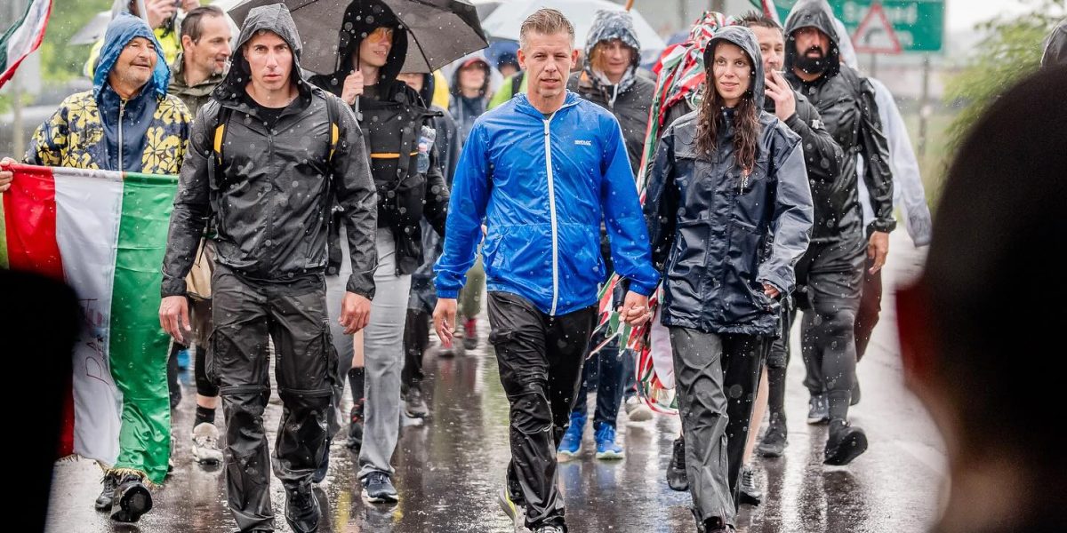 peter-magyar-prin-ploaie.jpg - ReporterUrban