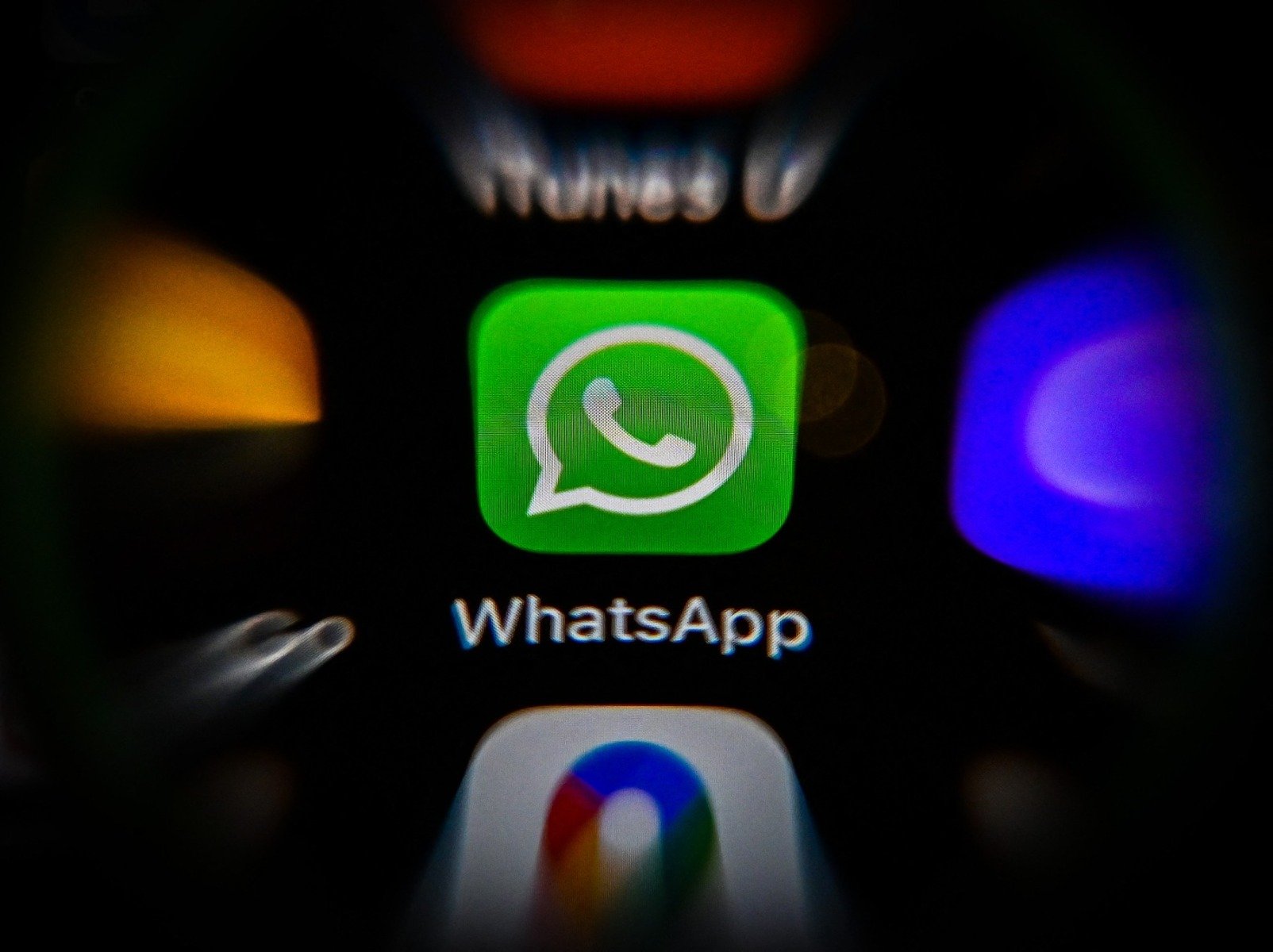 Rusia a încercat să blocheze complet WhatsApp, dar utilizatorii continuă să folosească aplicația Rusia a lansat o lovitură severă împotriva unuia dintre cele mai populare servicii de mesagerie la nivel mondial, încercând să blocheze complet accesul la WhatsApp, potrivit anunțurilor făcute de companie