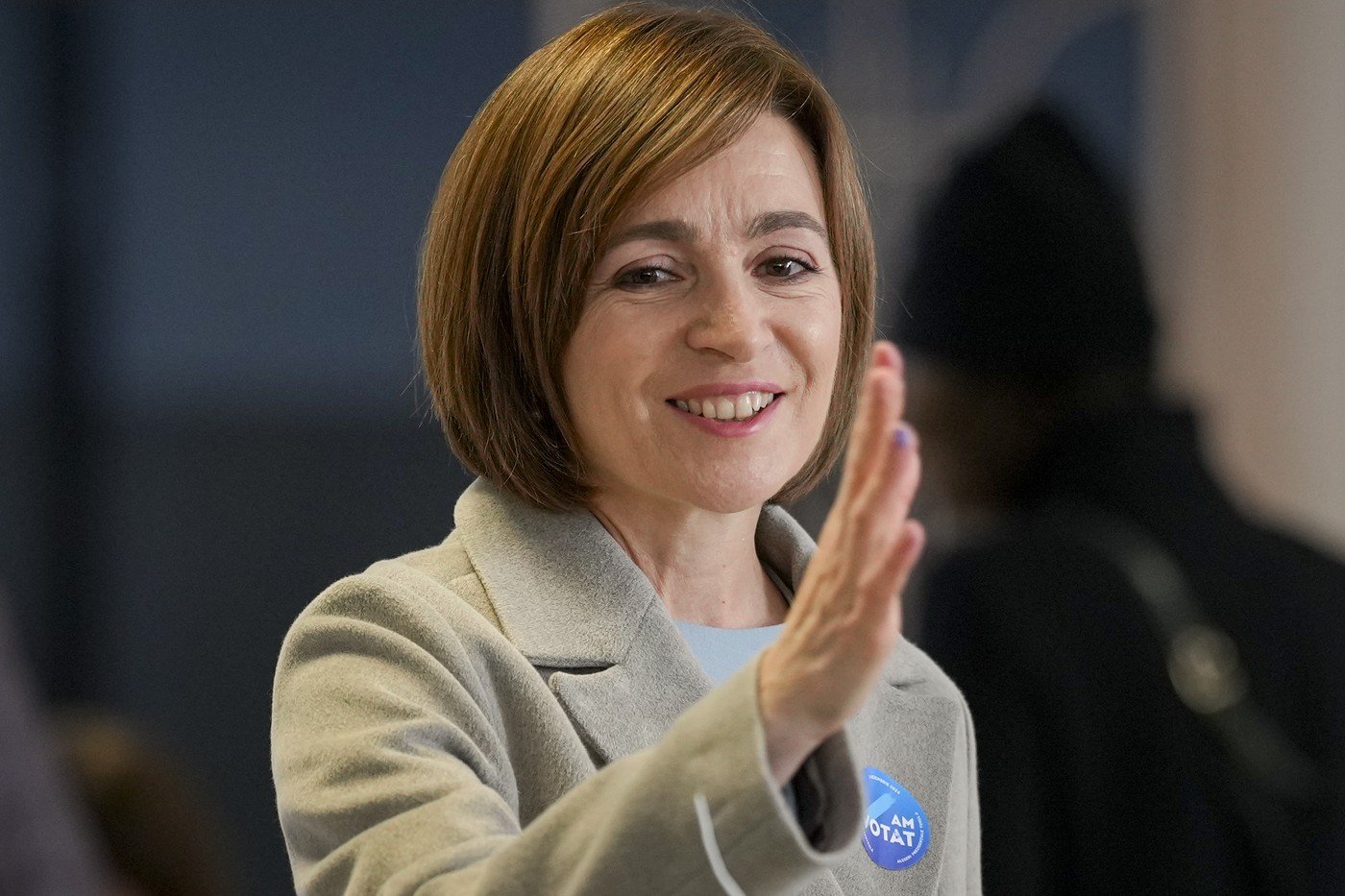 Maia Sandu solicită formarea unei coaliții de apărare împotriva amenințărilor hibride ale Rusiei Președinta Republicii Moldova, Maia Sandu, a tras un semnal de alarmă în cadrul unui interviu acordat DW (România), subliniind necesitatea urgentă a creării unei coaliții internaționale pentru contracararea atacurilor hibride ale Rusiei