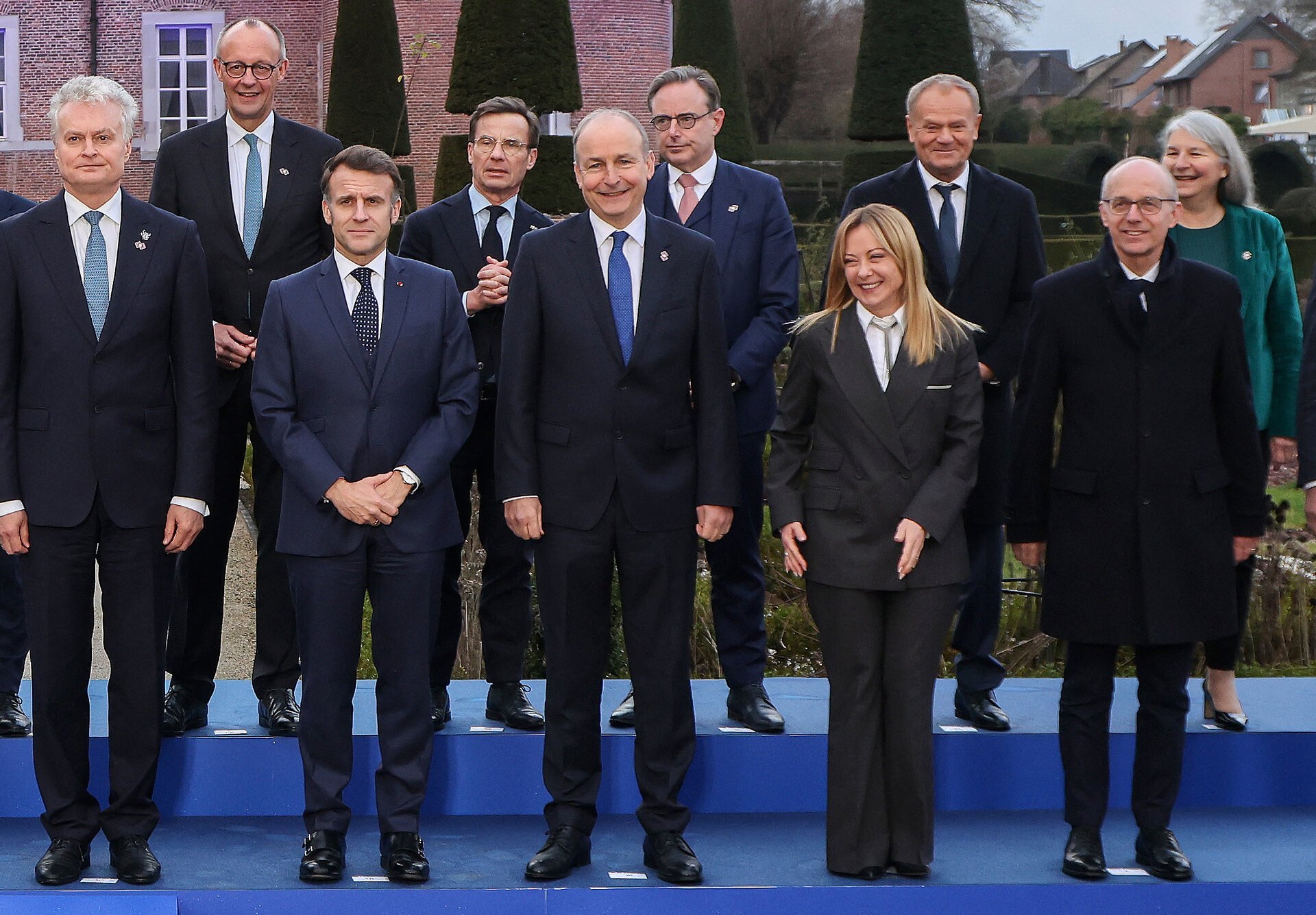 Europa pare să fi intrat într-o nouă etapă, în care unitatea tradițională a Uniunii Europene se află într-un proces de redefinire profundă