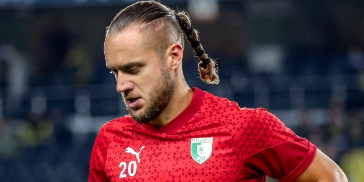 puscas-cu-codita.jpg - ReporterUrban